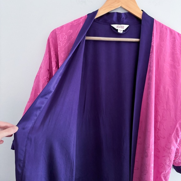 Pink silk robe - Picture 5 of 9